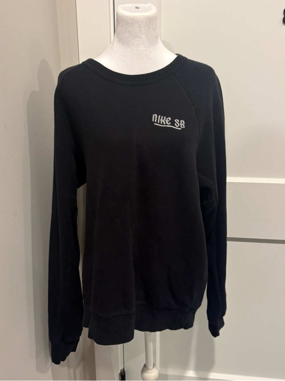 Nike SB Black Crewneck Sweatshirt